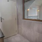 Hotel The